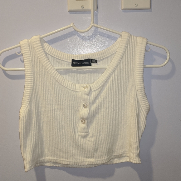 PrettyLittleThing Tops - Ribbed Cropped Tank Top